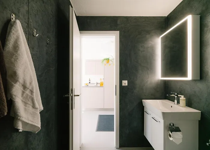 Daire Baytrail In See- Und Bergnaehe, Modern, Mit Garten, 4 Gaeste *