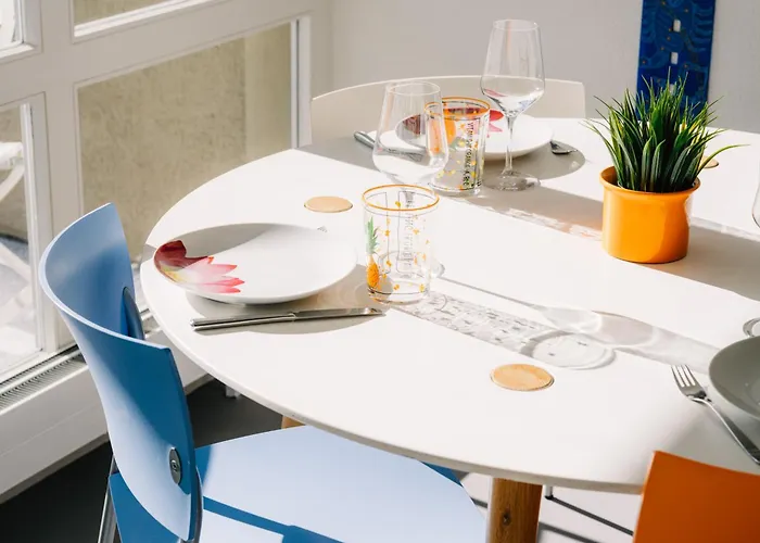 Baytrail In See- Und Bergnaehe, Modern, Mit Garten, 4 Gaeste Daire *