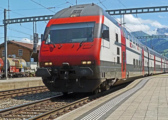 Baytrail In See- Und Bergnaehe, Modern, Mit Garten, 4 Gaeste * Spiez